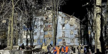 Al menos 4 muertos y 5 desaparecidos en un ataque ruso en la ciudad ucraniana de Zaporiyia