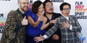 «Everything Everywhere All at Once» lídera los premios Spirit rumbo al Óscar