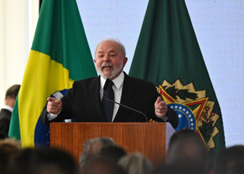 Lula relanza programa que ofrece atención médica a 96 millones de brasileños