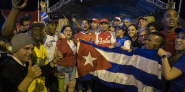 Cuba recibe a su equipo del Clásico Mundial tras la derrota frente a EE.UU.