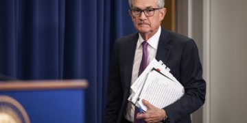 La caída de SVB puede llevar a la Fed a frenar la subida de los tipos de interés en EE.UU.