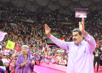 Nicolás Maduro destaca la prosperidad de Venezuela tras 10 años en el poder