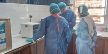 Instalan equipo para optimizar diagnóstico de enfermedades infecciosas en Hospital de Trujillo