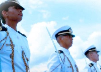 Asimílate y cambia tu futuro: La Armada y la Escuela Aeronáutica Bolivariana te invitan
