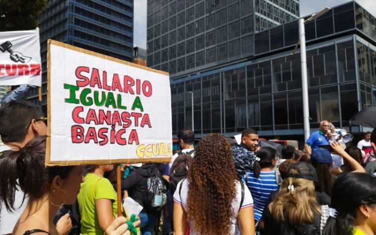 Trabajadores esperan un sueldo digno, tal y como lo han expresado en diversas protestas de calle (Gráfica: Confederación de Trabajadores de Venezuela)