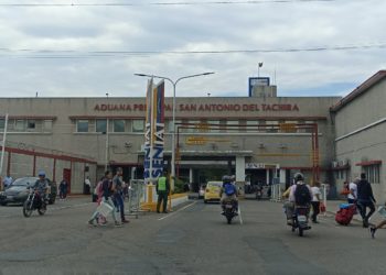 Tras los extensos apagones habitantes de la frontera exigen a Corpoelec que publique el plan de racionamiento