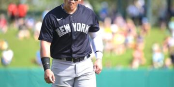 Andrés Chaparro despachó su octavo jonrón de la temporada en Triple A