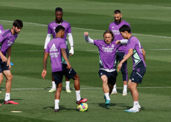 Vinícius y Kroos no viajan a Cádiz
