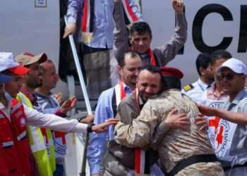 Regresan al Yemen 104 detenidos en Arabia Saudí en operación unilateral saudí