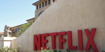 Netflix continúa creciendo pese al control de cuentas compartidas