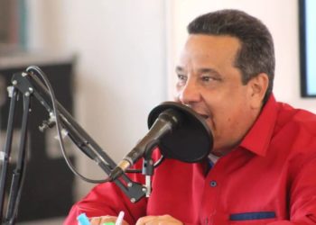Gobernador denunciará complicidad entre estacionamientos jurídicos y PNB para «matraquear» a motorizados