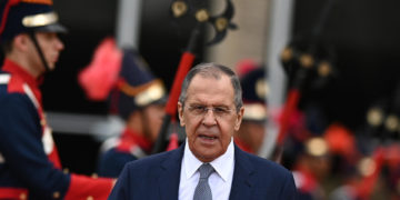 El canciller de Rusia llega a Venezuela para reunirse con Nicolás Maduro