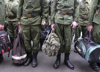 Rusia lanza una campaña de reclutamiento militar que apela a la «hombría»
