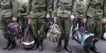 Rusia lanza una campaña de reclutamiento militar que apela a la «hombría»