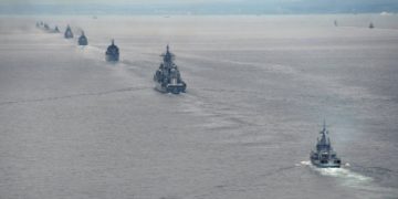 Rusia pone en máxima alerta de combate su flota del Pacífico para ejercicios
