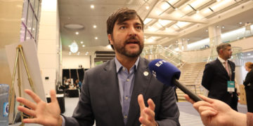 Barranquilla da la mano a los migrantes a pesar de «lo poco» que tiene