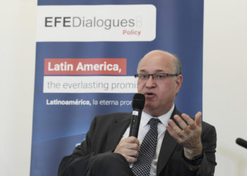 El BID ve prioritario invertir en formación y pymes para frenar la migración
