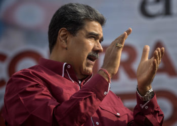Justicia sin complicidad en el castigo a los funcionarios corruptos promete Maduro