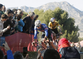 Van der Poel-Van Aert cita de gigantes en el «Infierno del Norte»