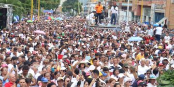 Valera compartió la fe el Día de la Misericordia