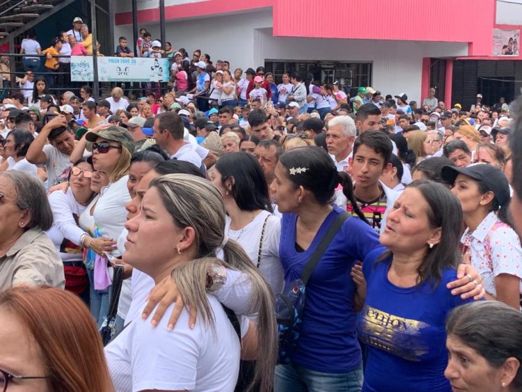 La Fiesta de la Divina Misericordia volvió a inundar de fe las calles de Valera