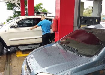 Táchira | Vuelven las colas para abastecer combustible al estado