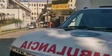 Adolescente se debate entre la vida y la muerte tras recibir disparo en el pecho