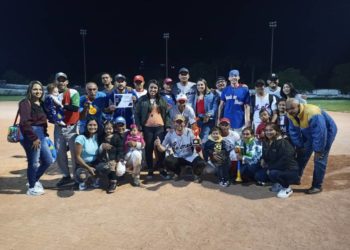 El equipo Leones se tituló campeón de la Copa de Sóftbol categoría B, 25 años de Decorauto Boconó
