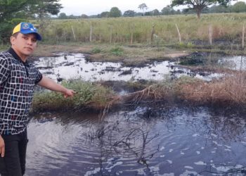 Denuncian derrame de petróleo en comunidades del municipio La Ceiba