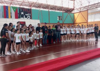 Copa Cuerpo Elástico es quinceañera y celebra con diez estados en competencia