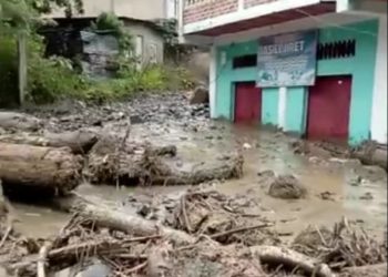 Monte Carmelo afectado por torrenciales lluvias
