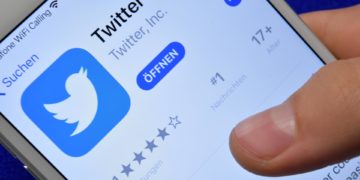 Twitter devuelve la marca azul a algunas personalidades y empresas