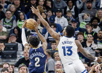 Clippers-Suns, en primera ronda de ‘playoffs’; Lakers-Wolves, en el ‘play-in’