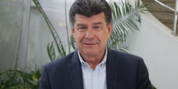 Alegre pide que los corruptos devuelvan lo robado y amigarse con Venezuela