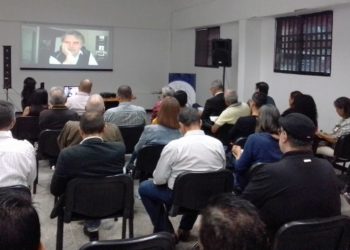 Dr. Carlos Vignolo: «Constructivismo Radical  se enfoca en la construcción del Capital Social para desarrollar la humanidad»