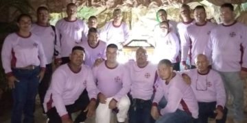 Invitan a peregrinar con la Cruz hasta la Peña Colorada de El Dividive