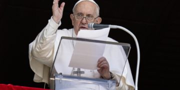 El papa desea que la Pascua ayude a rusos y ucranianos a encontrar la paz