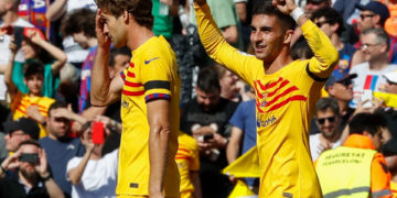 1-0. Ferran Torres y Ter Stegen le dan media Liga al Barça