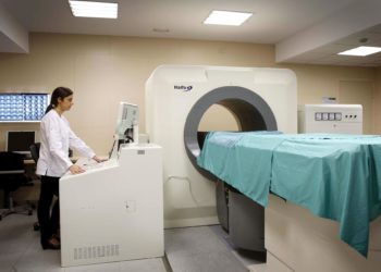 Prueban una técnica no invasiva para mejorar la terapia génica del párkinson