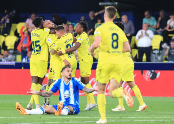 4-2. El Villarreal hunde un poco más al Espanyol