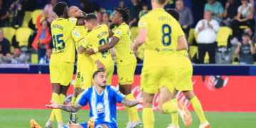 4-2. El Villarreal hunde un poco más al Espanyol