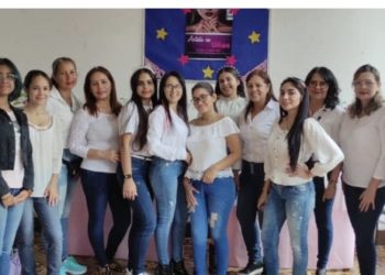E.L “Andrés Eloy Blanco” realizó exposición de la cátedra de pedicura y manicura
