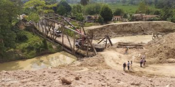 El Vigía- Onia: ¿Qué parte de “paso solo para vehículos livianos” no se entendió?