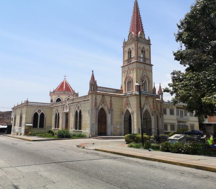 Iglesia El Llano. Mérida. Foto archivo de Yanara Vivas