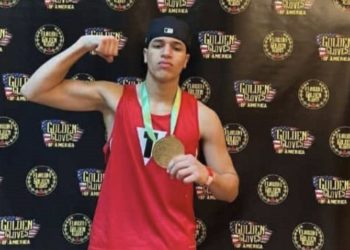 Joven vigíense gana Guantes de Oro en Boxing en Miami