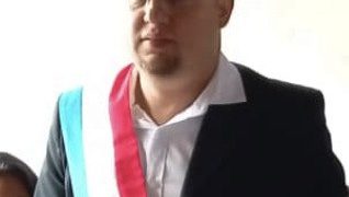 Jhonfer Uzcátegui juró como nuevo alcalde de Cardenal Quintero tras la renuncia del alcalde electo Yovani González.