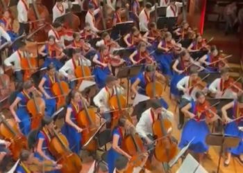 Diez jóvenes merideños brillan en Ginebra con El Sistema de Orquestas