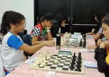 Ana Isabella Acosta subcampeona nacional de ajedrez Sub 18 femenino