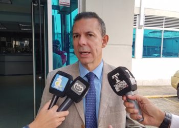 Roberto Enríquez: «El cambio económico debe empezar por el cierre del Banco Central de Venezuela» 