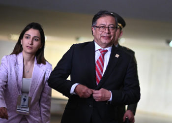Petro y Maduro firman un acuerdo para buscar a desaparecidos colombianos en Venezuela
